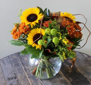 Bountiful Blooms Thanksgiving Centrepiece